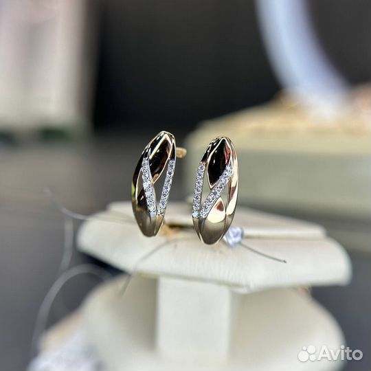 Золотые серьги 585 золото новое