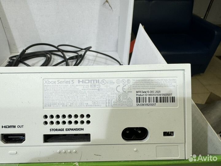 Xbox Series S 512 1 джойстик