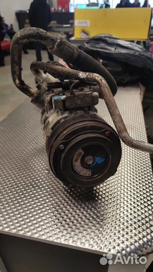 Компрессор кондиционера BMW 1 E87