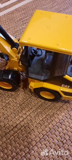 Bruder эксковатор Cat