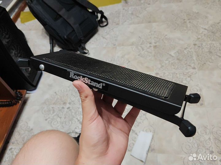 Подставка для ноги под гитару