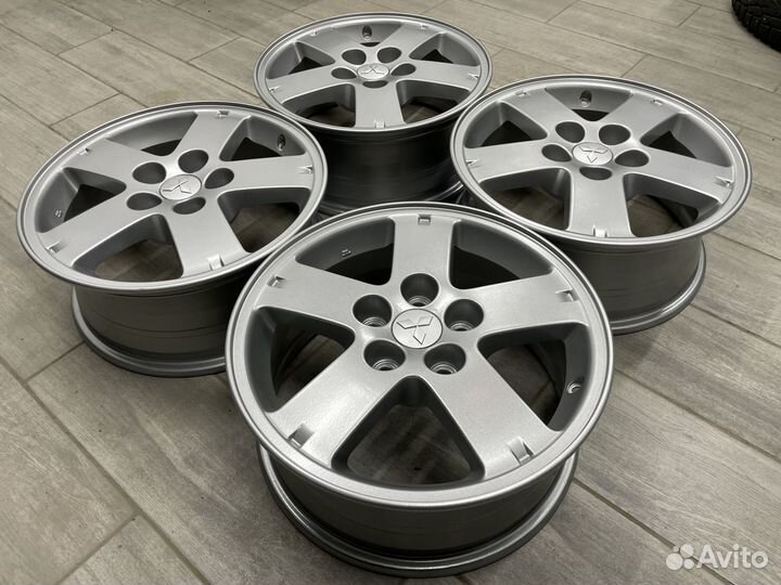 Оригинальные диски R-16 Mitsubishi Outlender XL