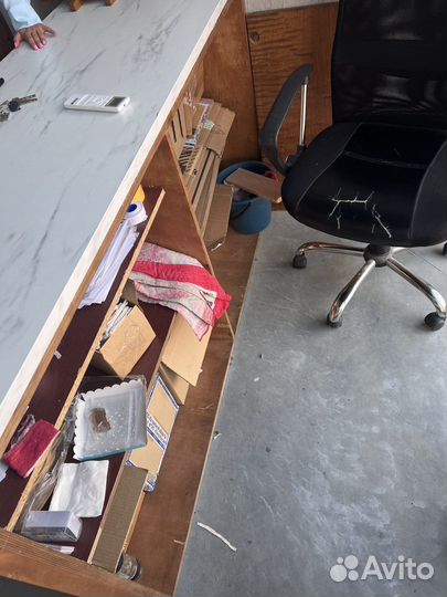 Стойка ресепшн