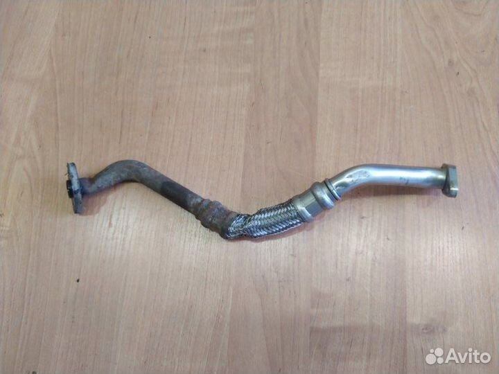 Трубка слива масла с турбины Volkswagen Passat B5
