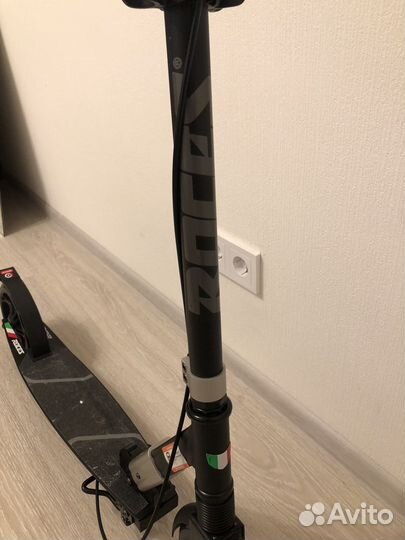 Самокат взрослый Новый Roces, 200 мм