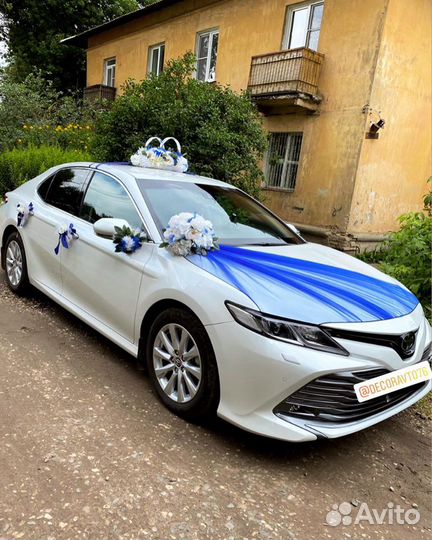 Свадебные украшения на машину