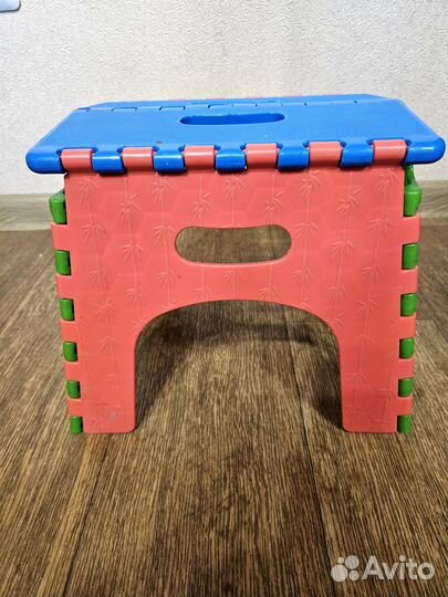 Детская табуретка