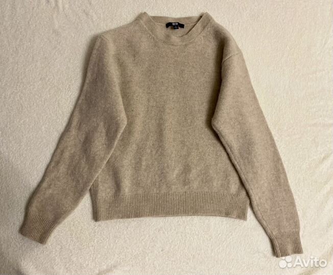 Свитер женский Uniqlo 100% шерсть Бежевый