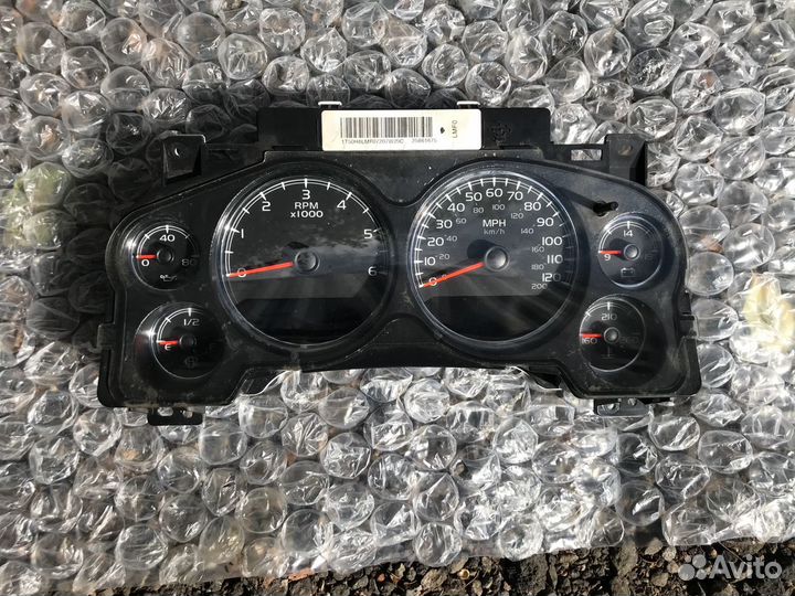 Панель приборов Chevrolet Tahoe III 06-14