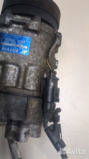 Компрессор кондиционера Volkswagen Sharan