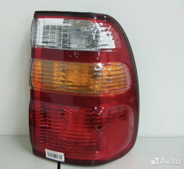 Стоп правый toyota land cruiser uzj100