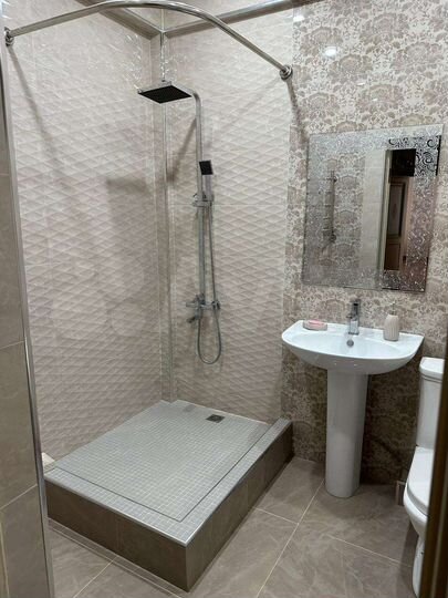 2-к. квартира, 82,3 м², 7/13 эт.