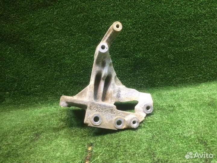 Кронштейн Toyota Land Cruiser Prado KDJ150 1kdftv