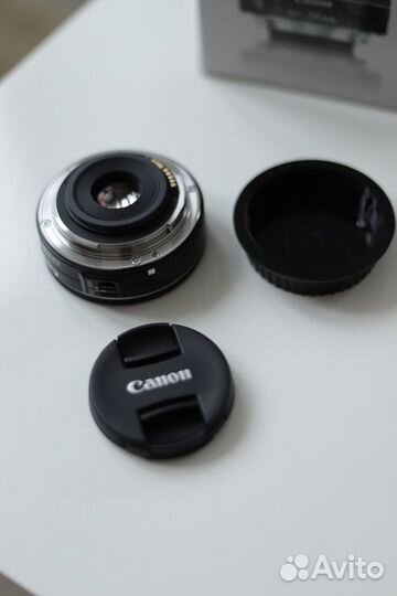 Объектив canon 24mm EF-S STM