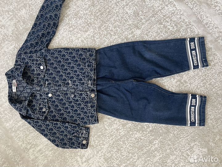 Джинсы + курточка для мальчика рост 110