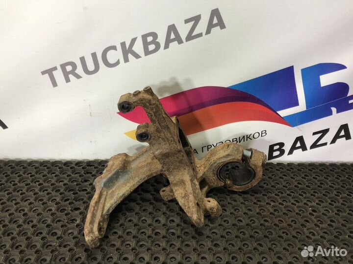 Кронштейн переднего стабилизатора левый