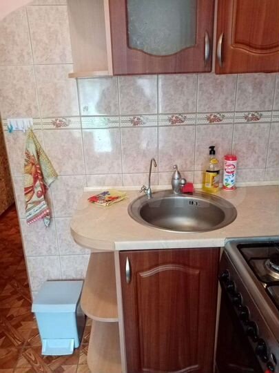 2-к. квартира, 57 м², 1/9 эт.