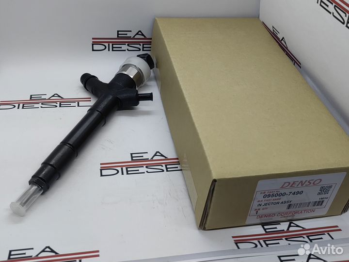 Форсунка 095000-7490