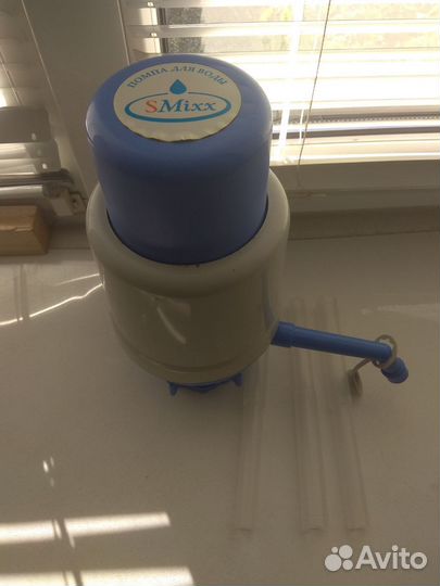 Помпа для бутылированой воды