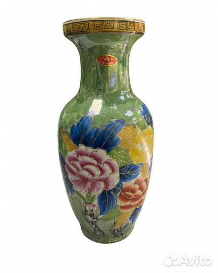 Ваза фарфоровая 