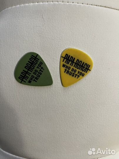 Медиатор с концерта Papa Roach