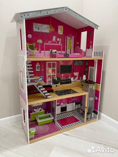 Домик кукольный