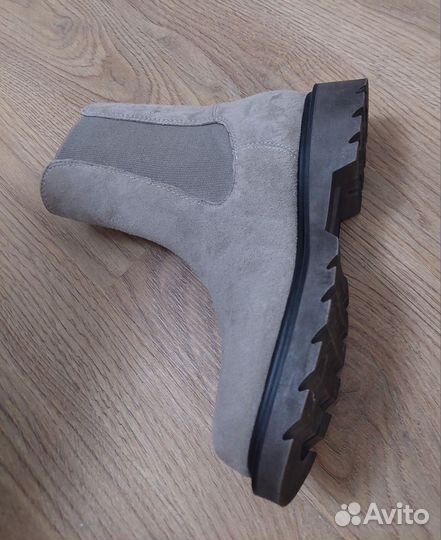 Ботинки демисезонные женские 38 размер