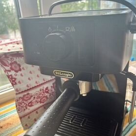 Кофеварка рожковая delonghi