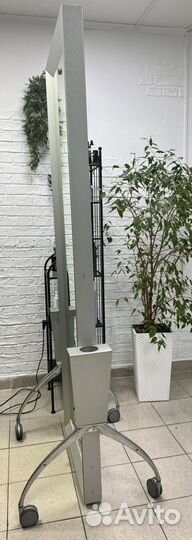 Парикмахерское оборудование, зеркало, мойка