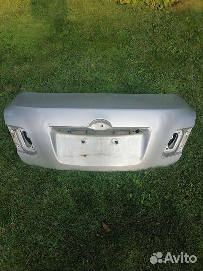 Крышка багажника toyota camry 40