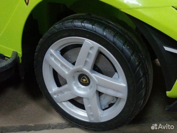 Машинка-каталка