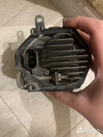 Фонарь противотуманный Toyota Camry 70