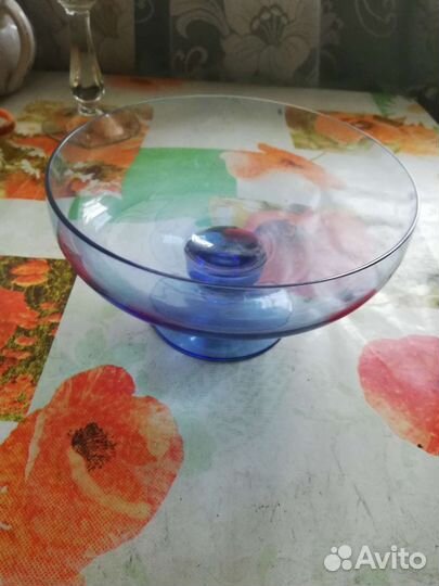 Ваза для фруктов на ножке цветное стекло СССР
