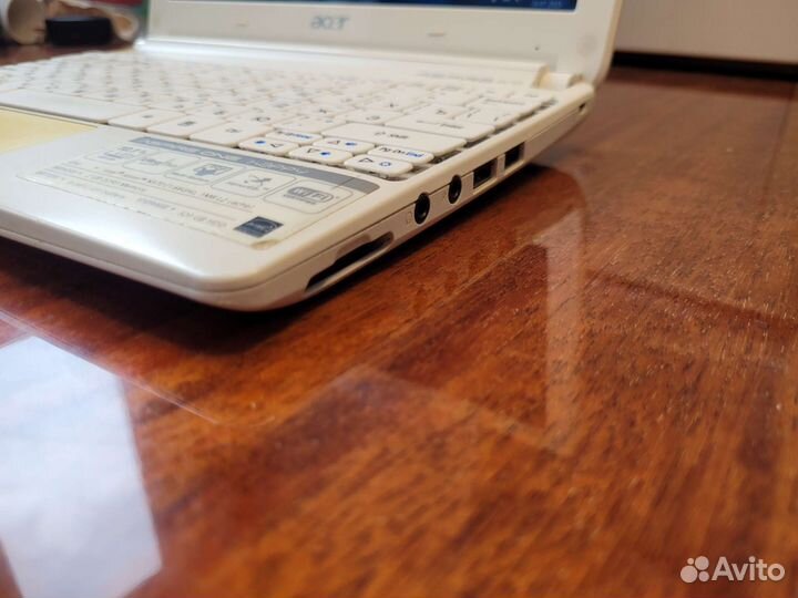 Ультрабук Acer 4 ядра, жёлтый