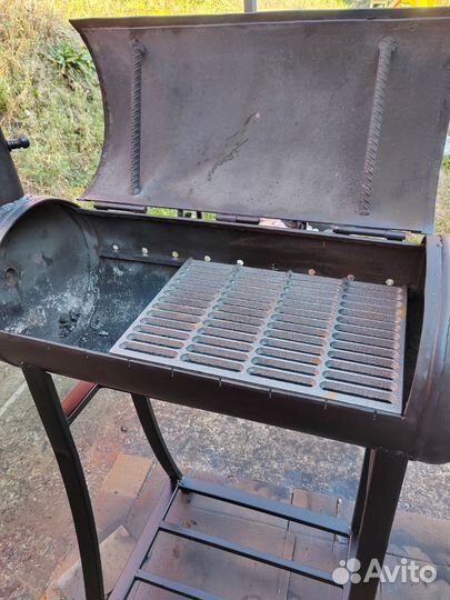 Мангал коптильня смокер