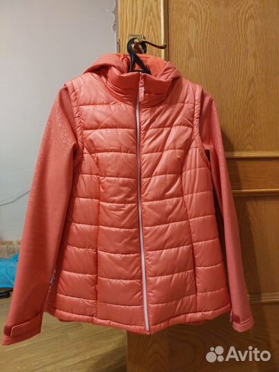 Продам комплект: жилет и куртка