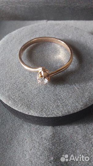 Золотое кольцо 585