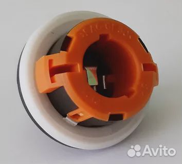 Патрон фары на Форд Фокус 2