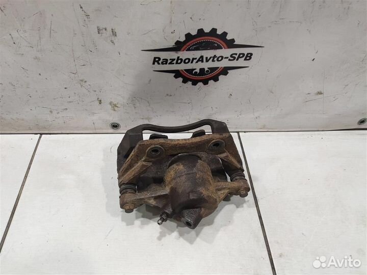 Суппорт передний правый Ford Mondeo III Рест