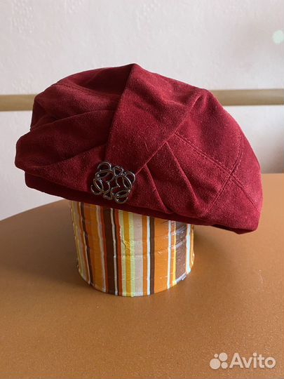 Берет женский замшевый