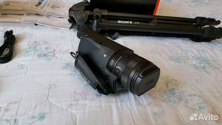 Видеокамера Sony FDR-AX100E 4K