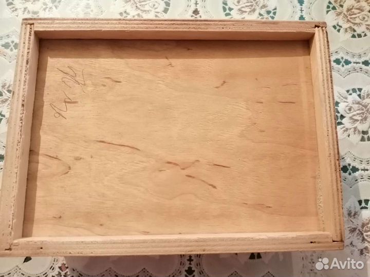 Шкатулка деревянная