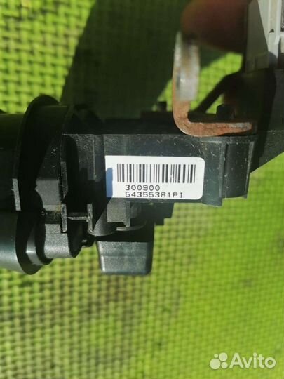 Кнопки в руль Ниссан Альмера N16 2000 год