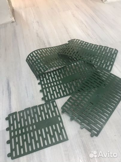 Кустодержатель