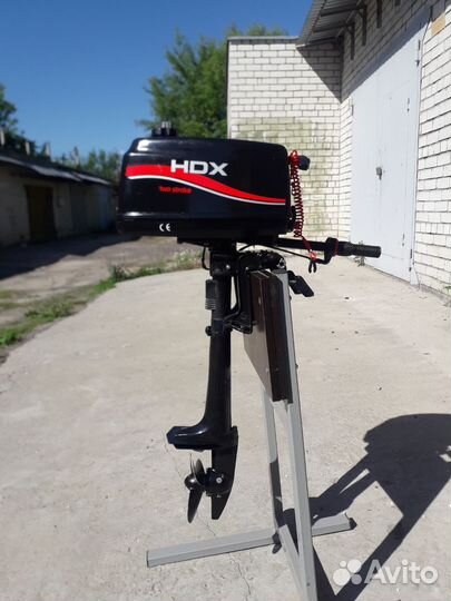 Лодочный мотор