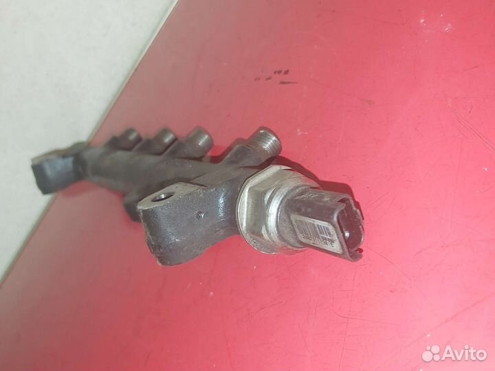 Топливная рампа рейка SsangYong Actyon Kyron D20D