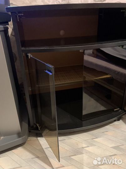 Тумба под телевизор