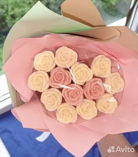 Шоколадные букеты клубника