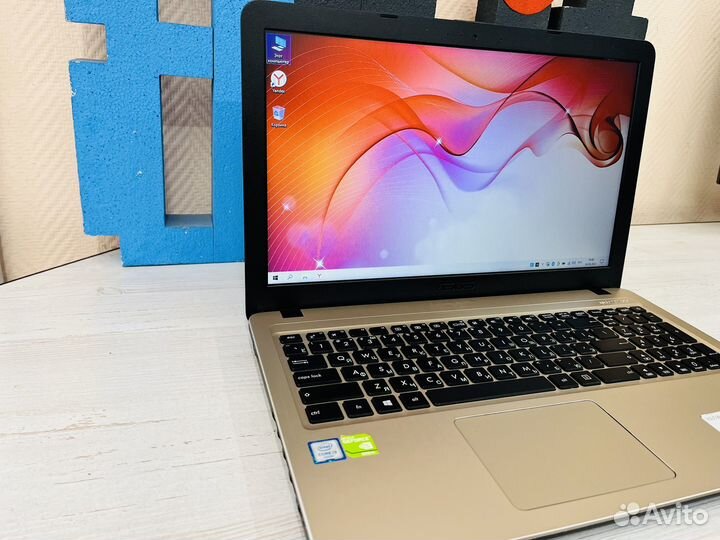 Свежий игровой ноутбук Asus