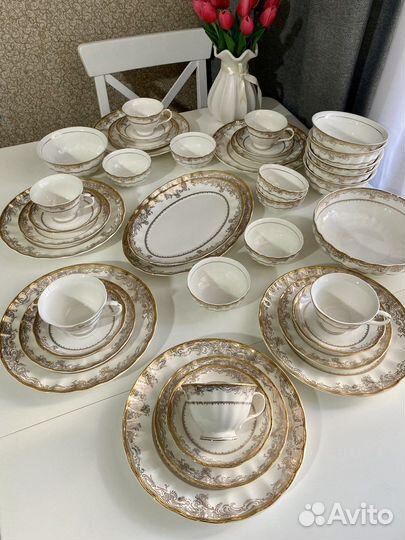 Столовый и чайный сервиз 39 предмемов